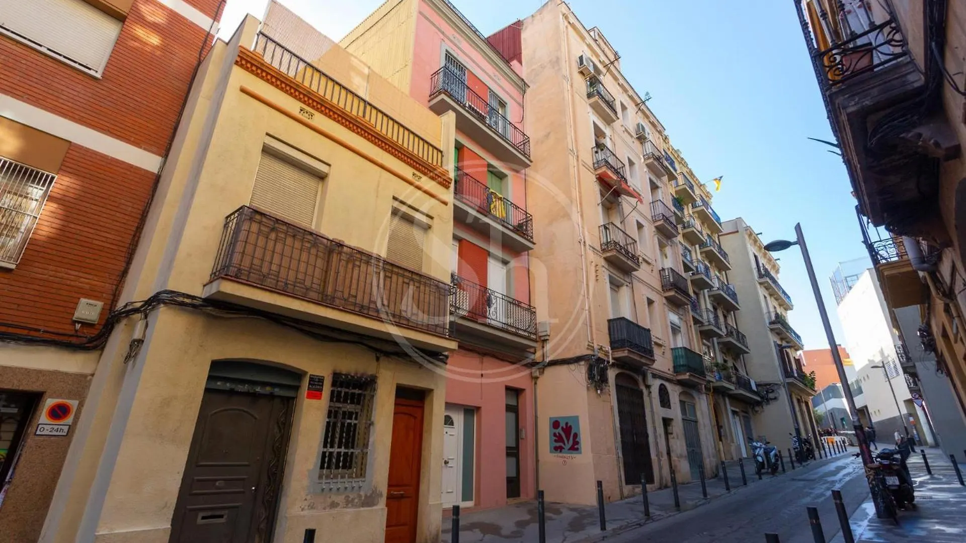 Practico Apartamento Cerca De Estacion De Sants バルセロナ 0*,